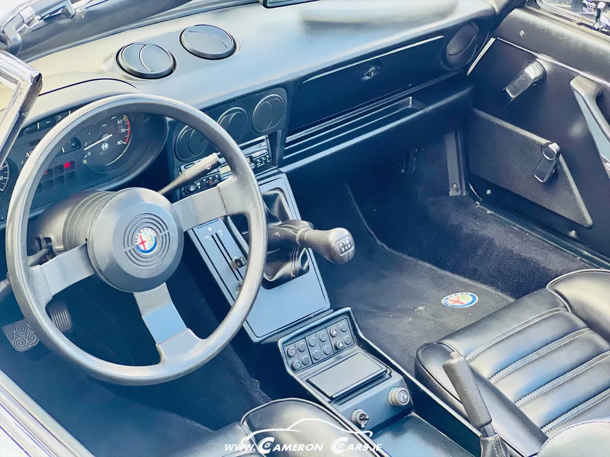 Alfa Romeo Spider Convertible, Petrol, 1989, White