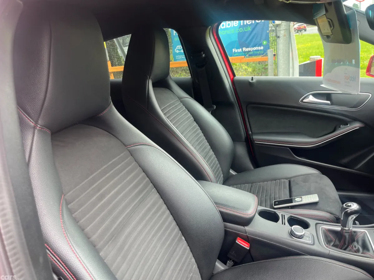 Mercedes-Benz 200 Hatchback, Diesel, 2018, Red