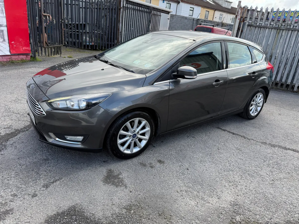 Ford Focus Hatchback, Diesel, 2018, Grey