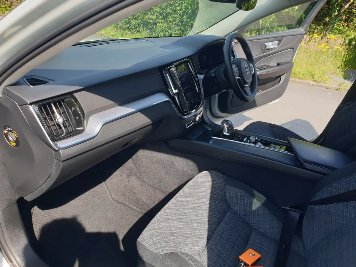 Volvo V60 Estate, Diesel, 2022, Grey