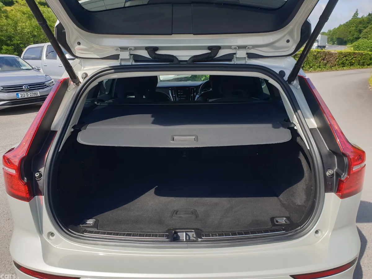 Volvo V60 Estate, Diesel, 2022, Grey