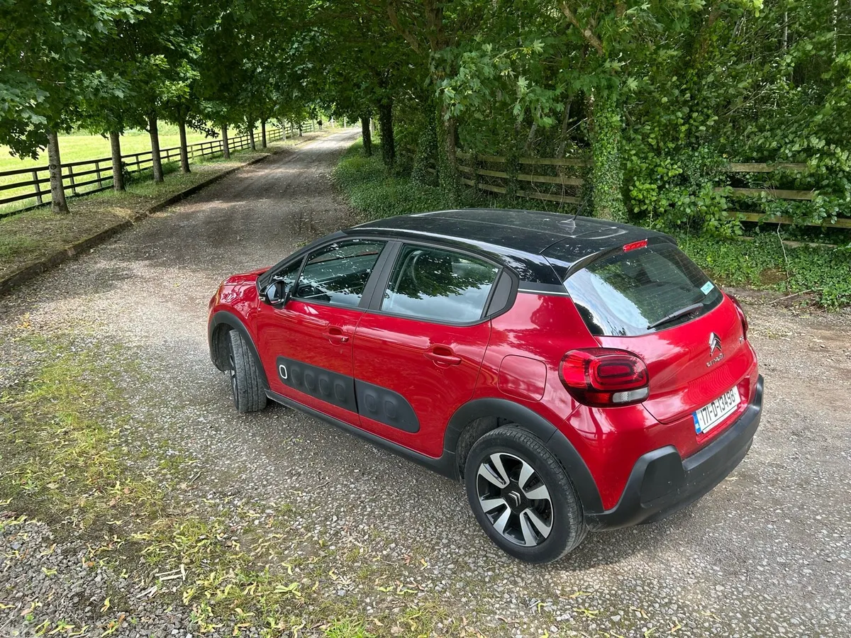 Citroen C3 Hatchback, Petrol, 2017, Red