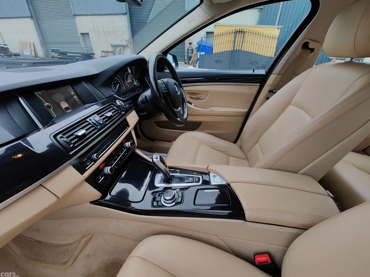 BMW 5-Series Saloon, Diesel, 2014, Blue