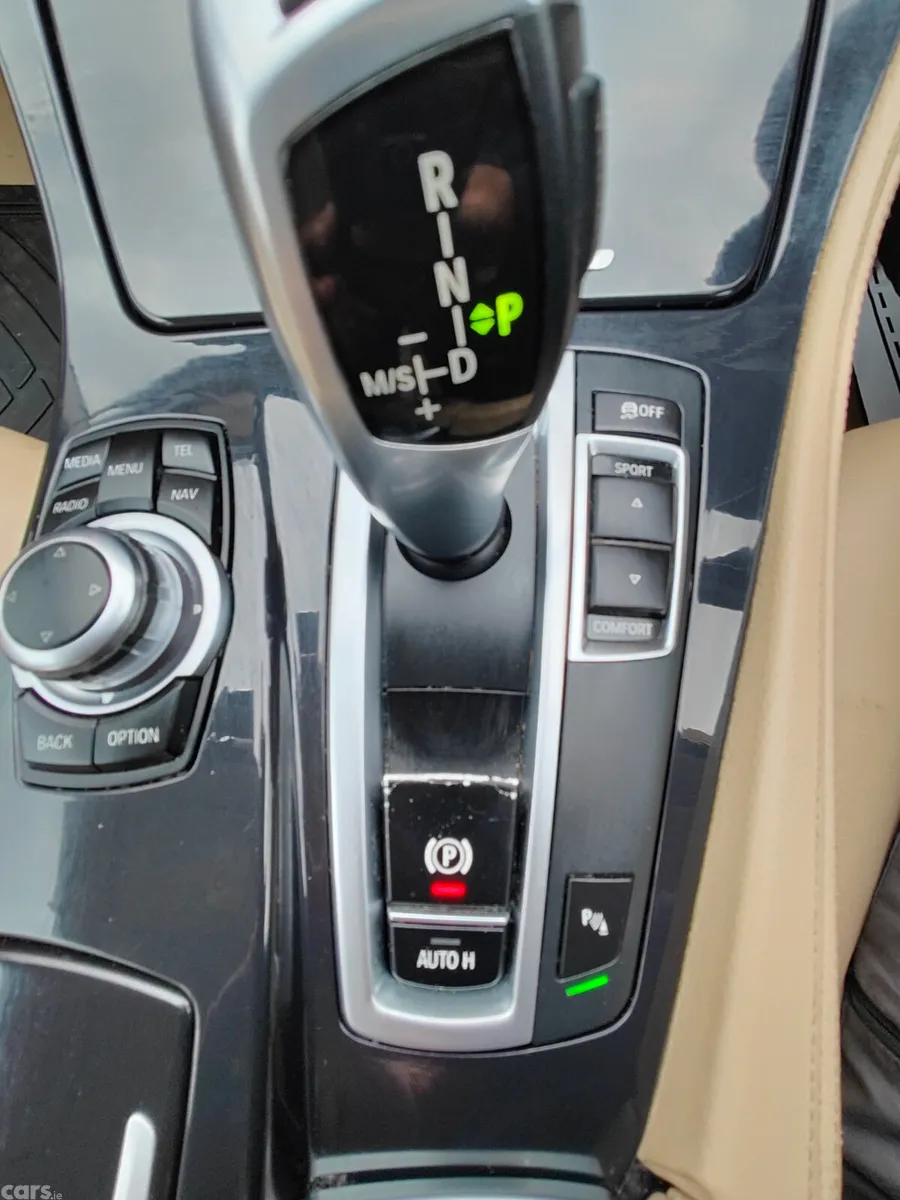 BMW 5-Series Saloon, Diesel, 2014, Blue