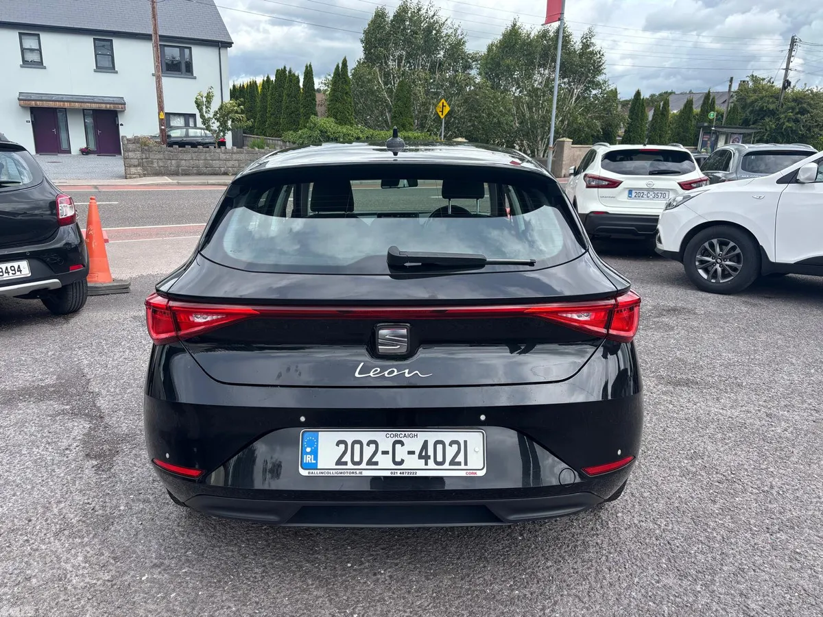 SEAT Leon Hatchback, Petrol, 2020, Black