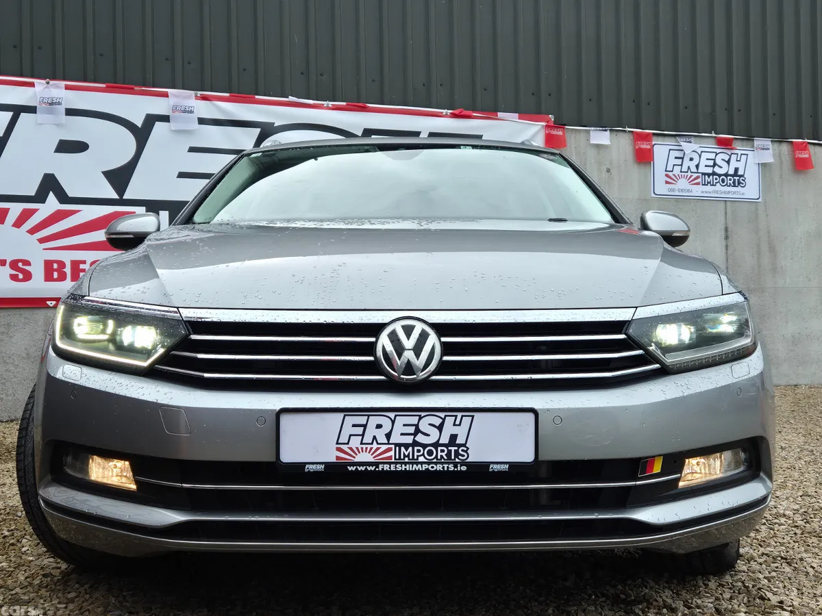 Volkswagen Passat Estate, Petrol, 2016, Silver