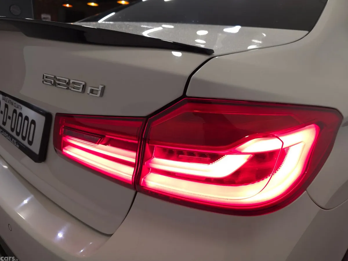 BMW 5-Series Saloon, Diesel, 2017, White