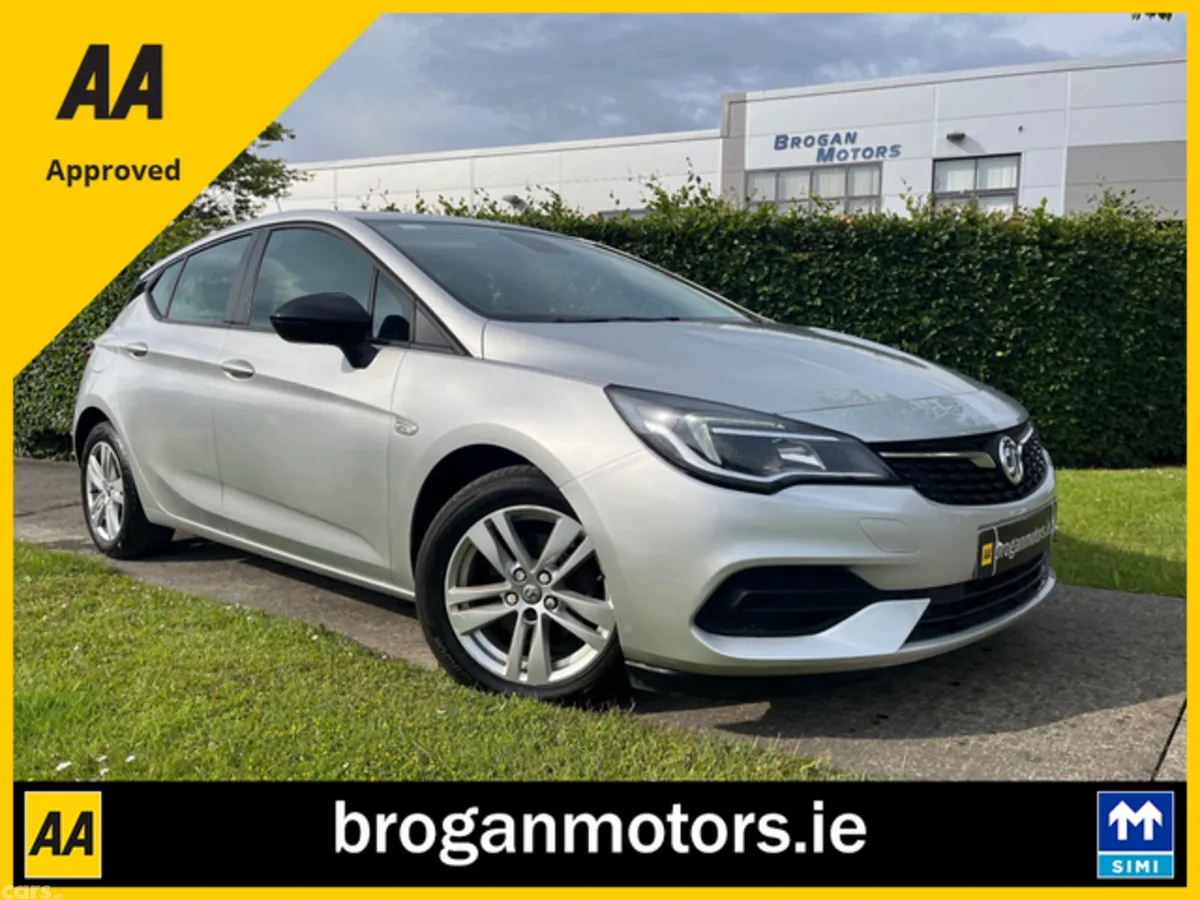 Vauxhall Astra Hatchback, Diesel, 2021, Silver