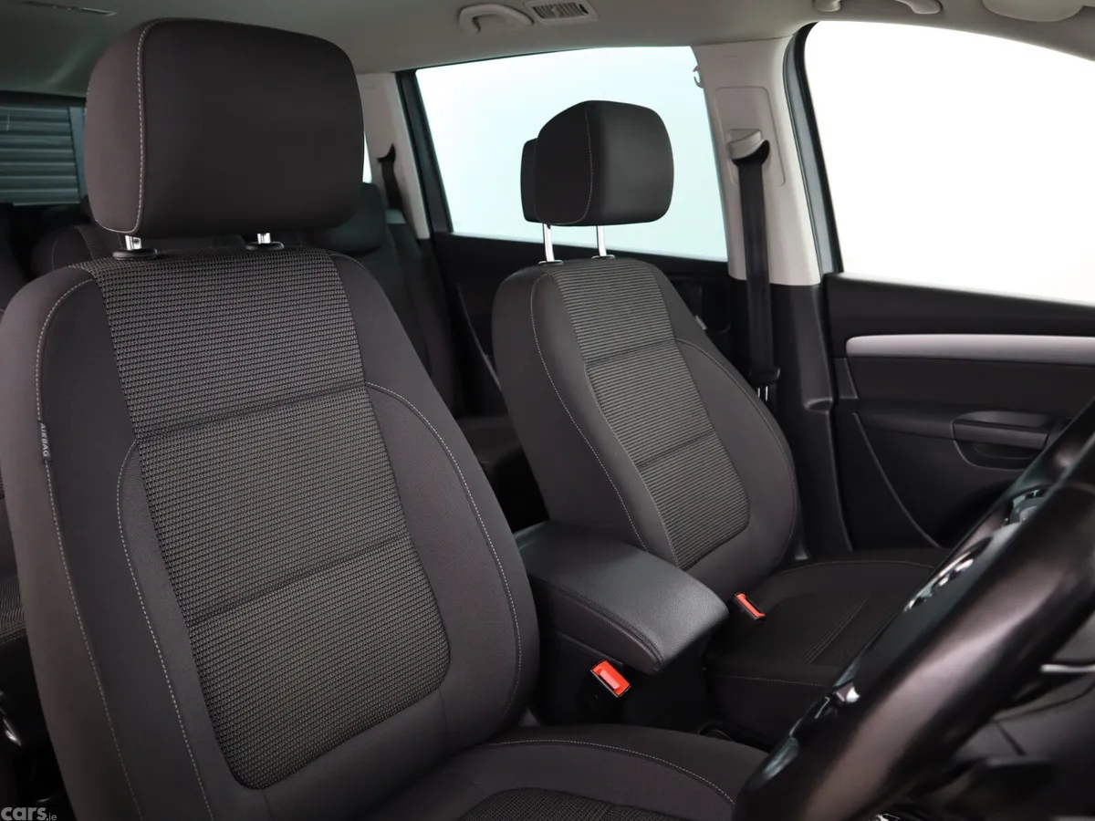 Volkswagen Sharan MPV, Diesel, 2020, Grey