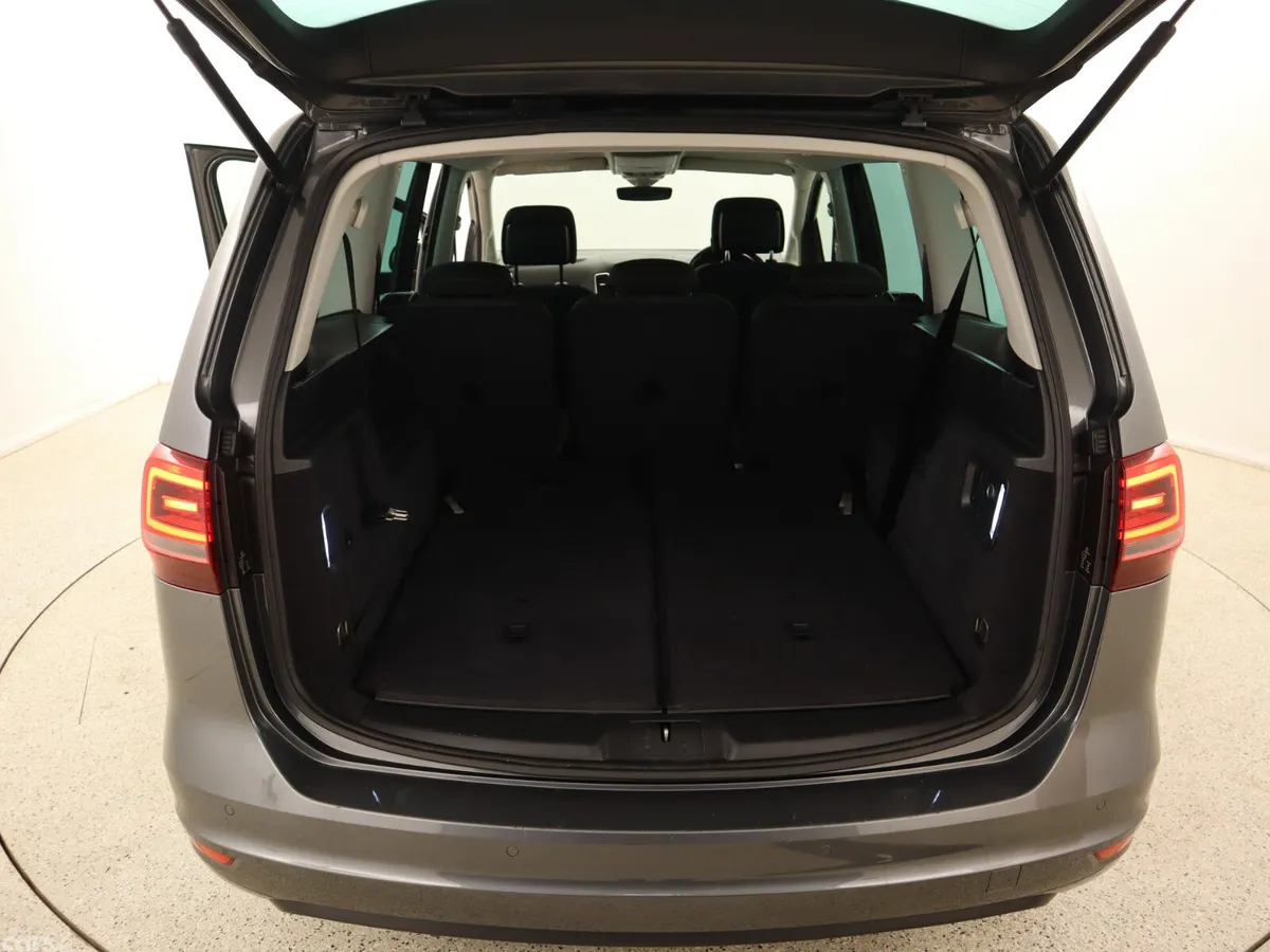 Volkswagen Sharan MPV, Diesel, 2020, Grey