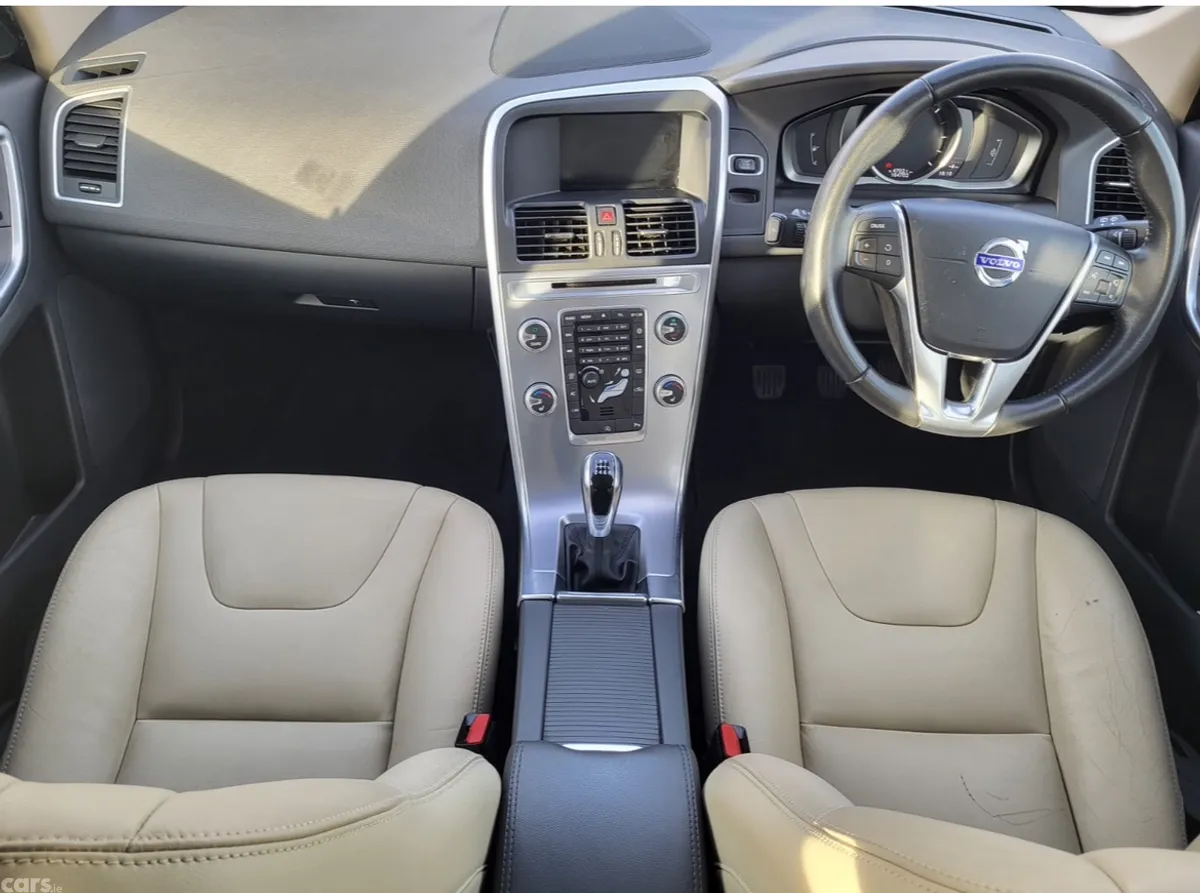 Volvo XC60 SUV, Diesel, 2017, Black