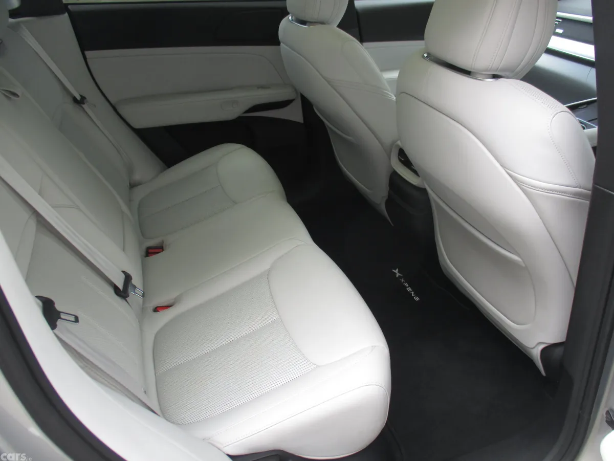 XPeng G6 Hatchback, Electric, 2026, Grey