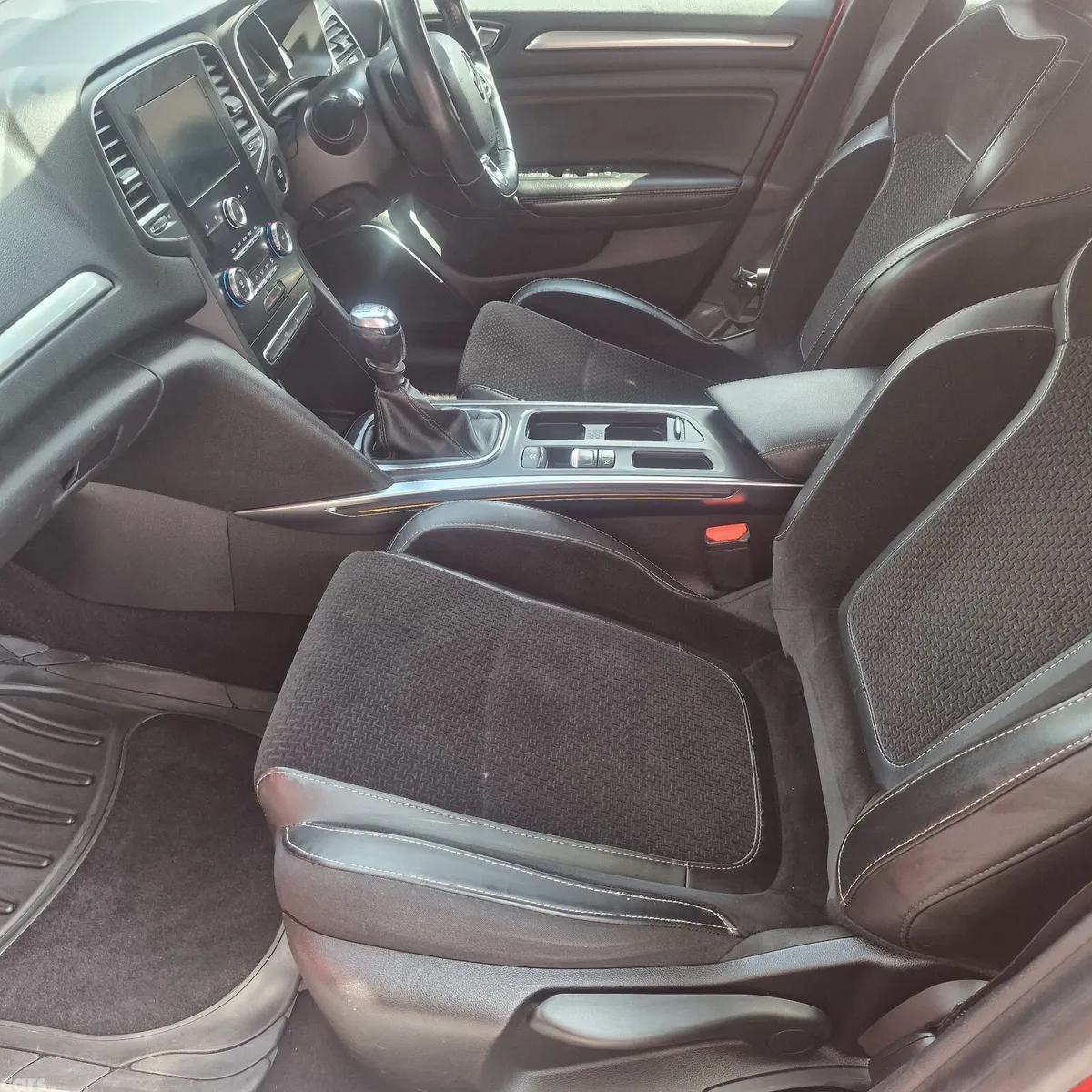 Renault Megane Estate, Diesel, 2017, Red