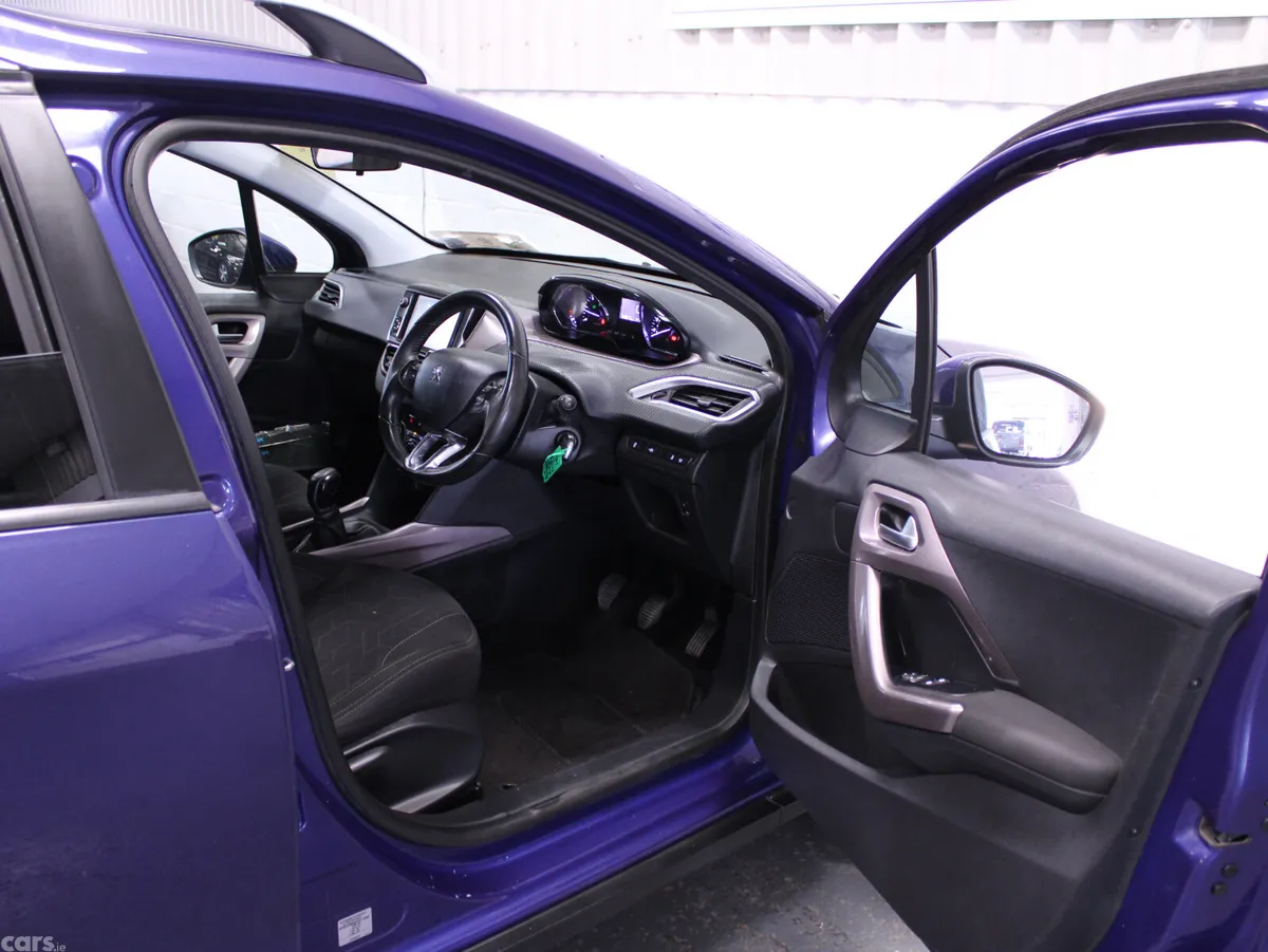Peugeot 2008 SUV, Diesel, 2015, Blue