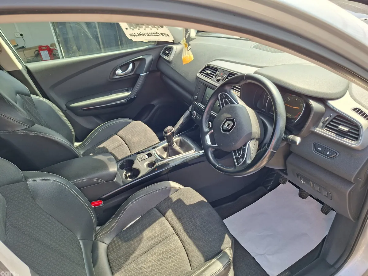 Renault Kadjar SUV, Diesel, 2017, Grey