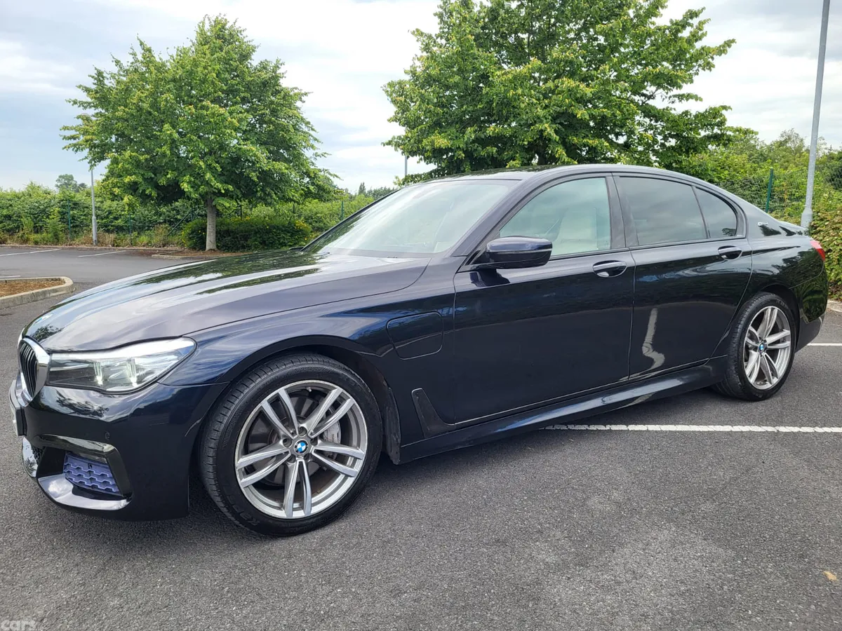 BMW 7-Series Saloon, Petrol Plug-in Hybrid, 2017, Black