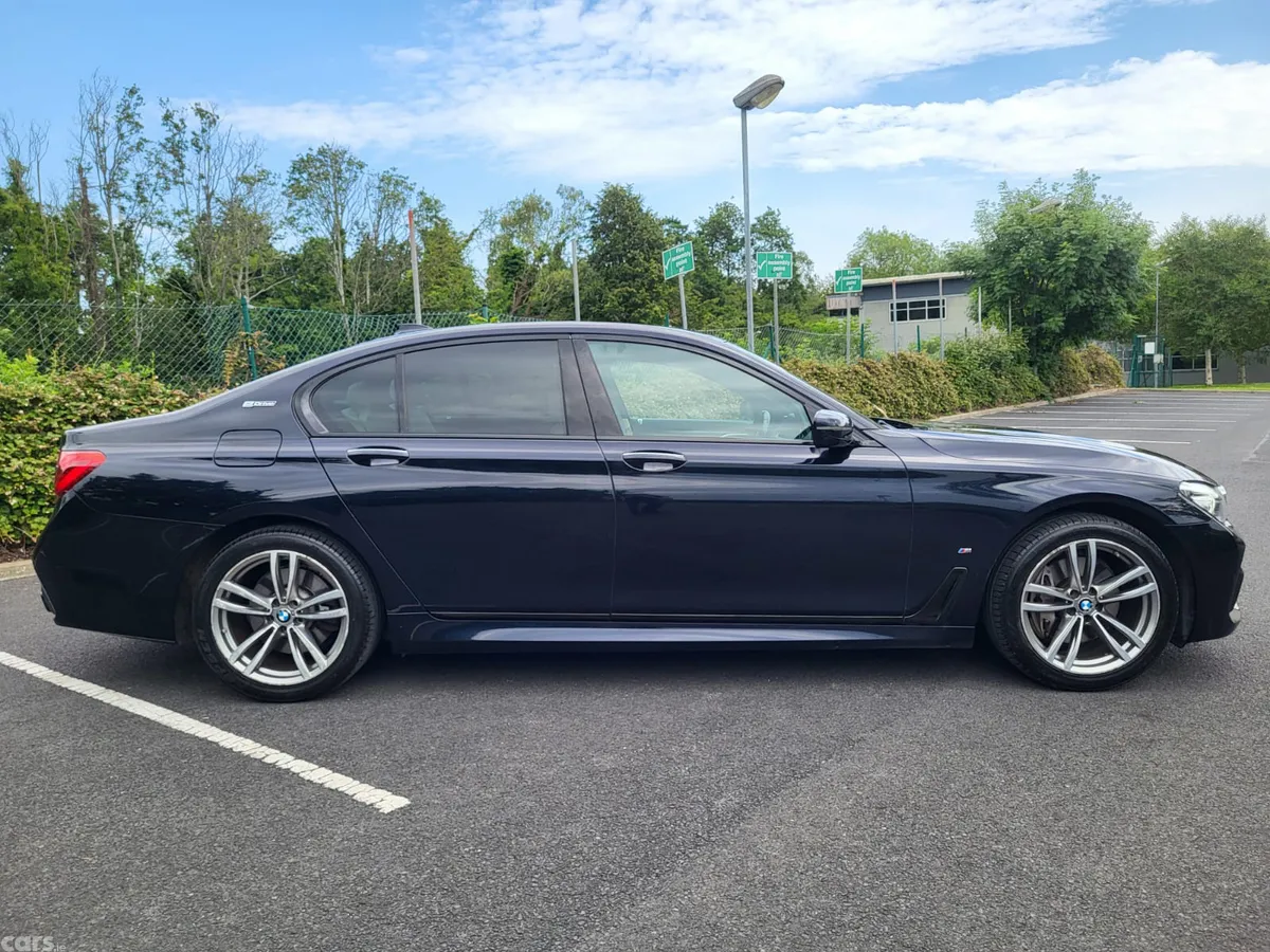 BMW 7-Series Saloon, Petrol Plug-in Hybrid, 2017, Black