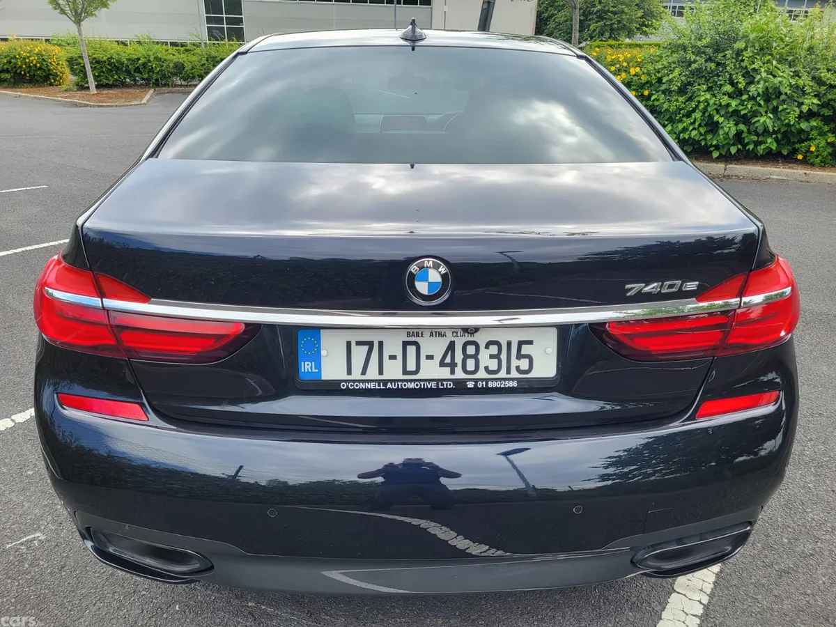 BMW 7-Series Saloon, Petrol Plug-in Hybrid, 2017, Black