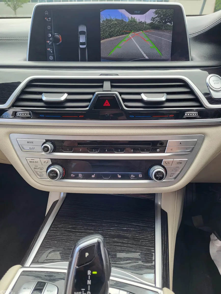 BMW 7-Series Saloon, Petrol Plug-in Hybrid, 2017, Black