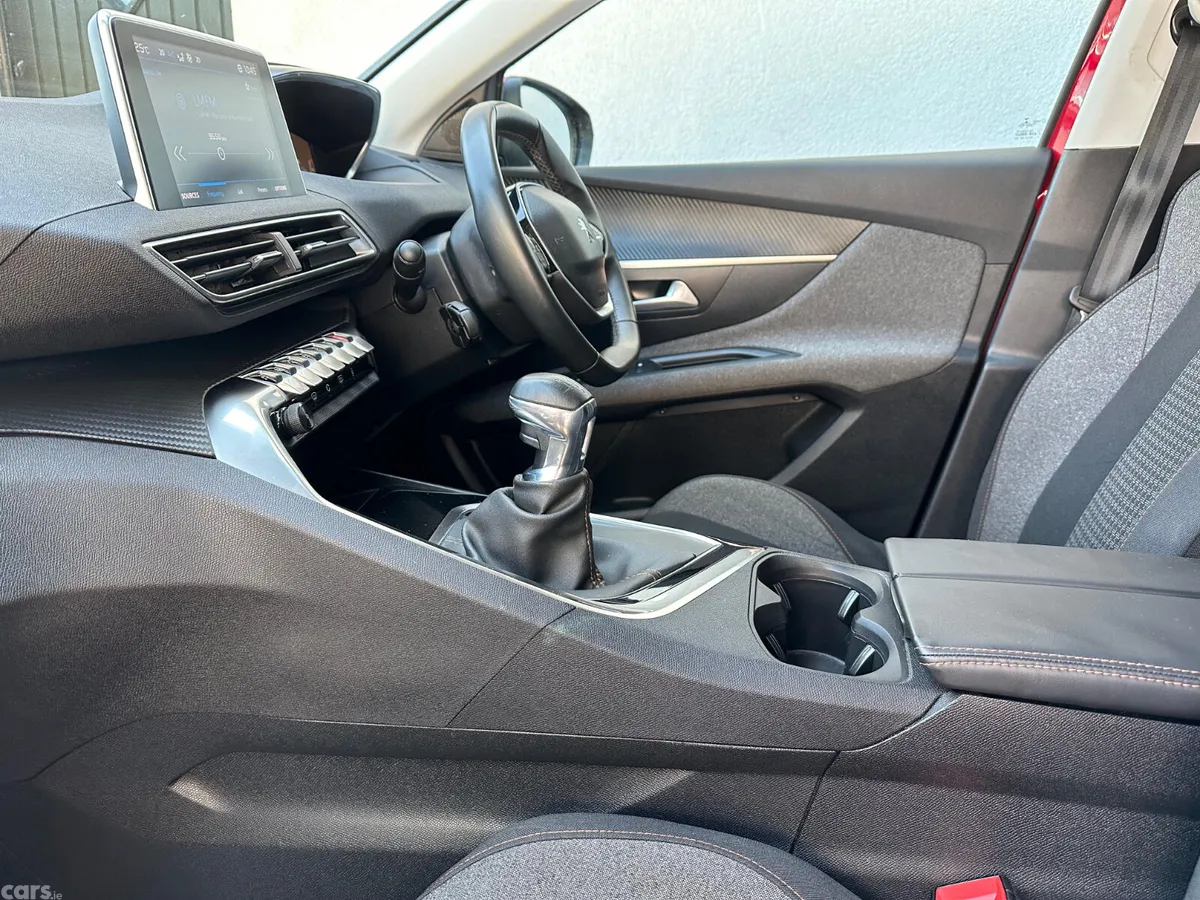 Peugeot 3008 SUV, Diesel, 2018, Red