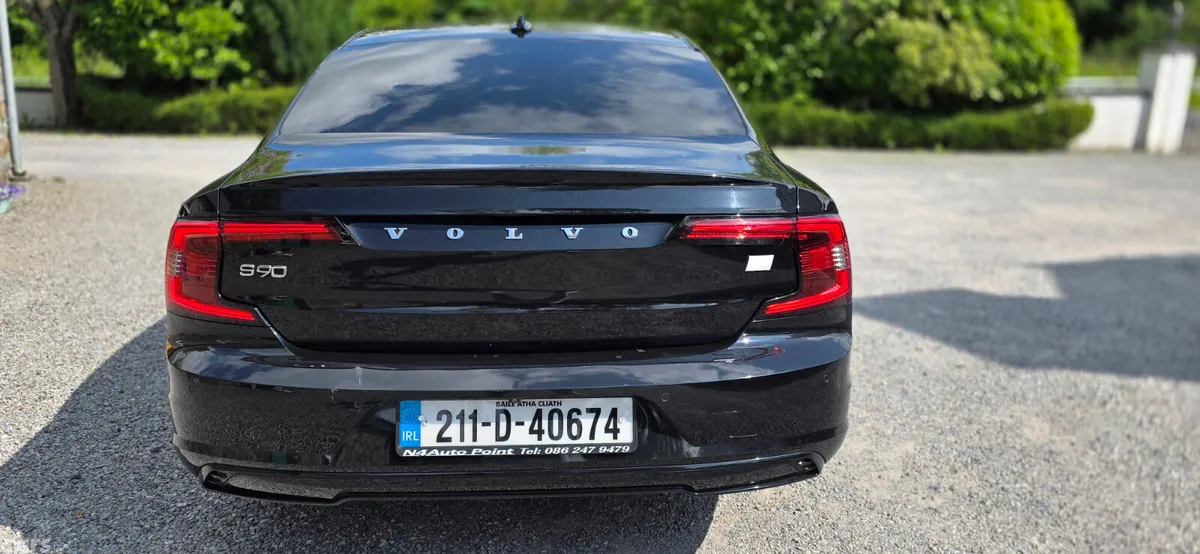 Volvo S90 Saloon, Petrol Plug-in Hybrid, 2021, Black