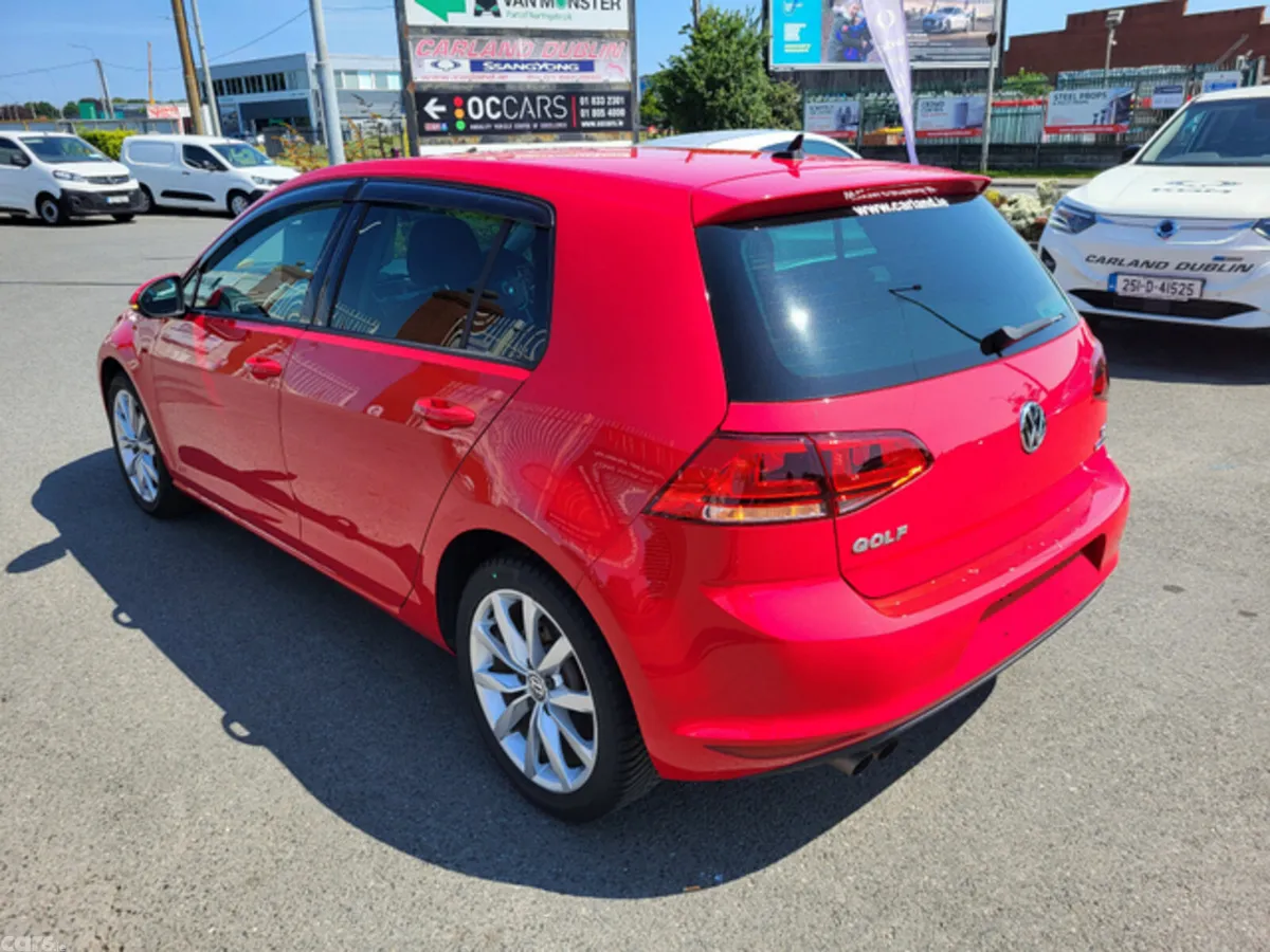 Volkswagen Golf Hatchback, Petrol, 2016, Red