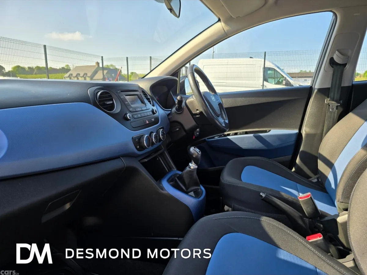 Hyundai i10 Hatchback, Petrol, 2016, Black