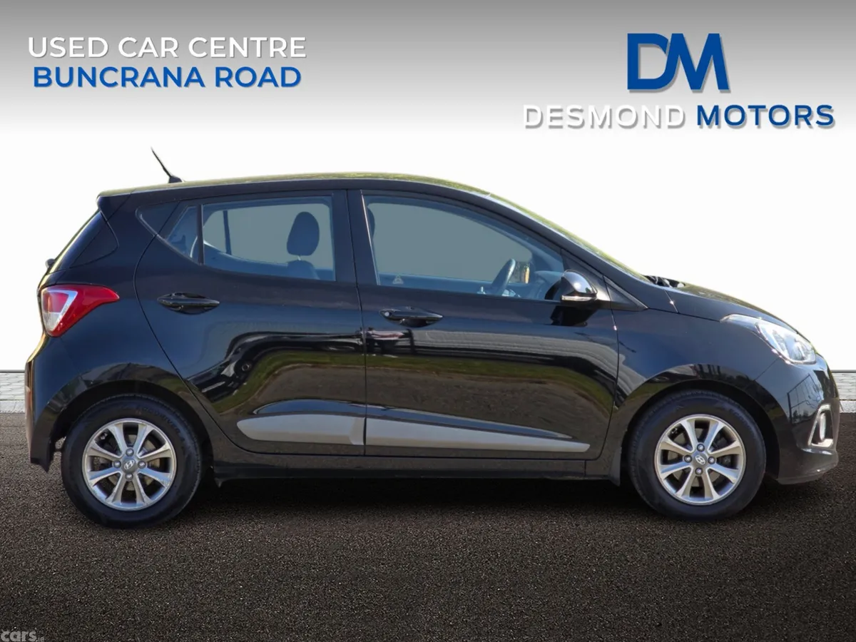 Hyundai i10 Hatchback, Petrol, 2016, Black