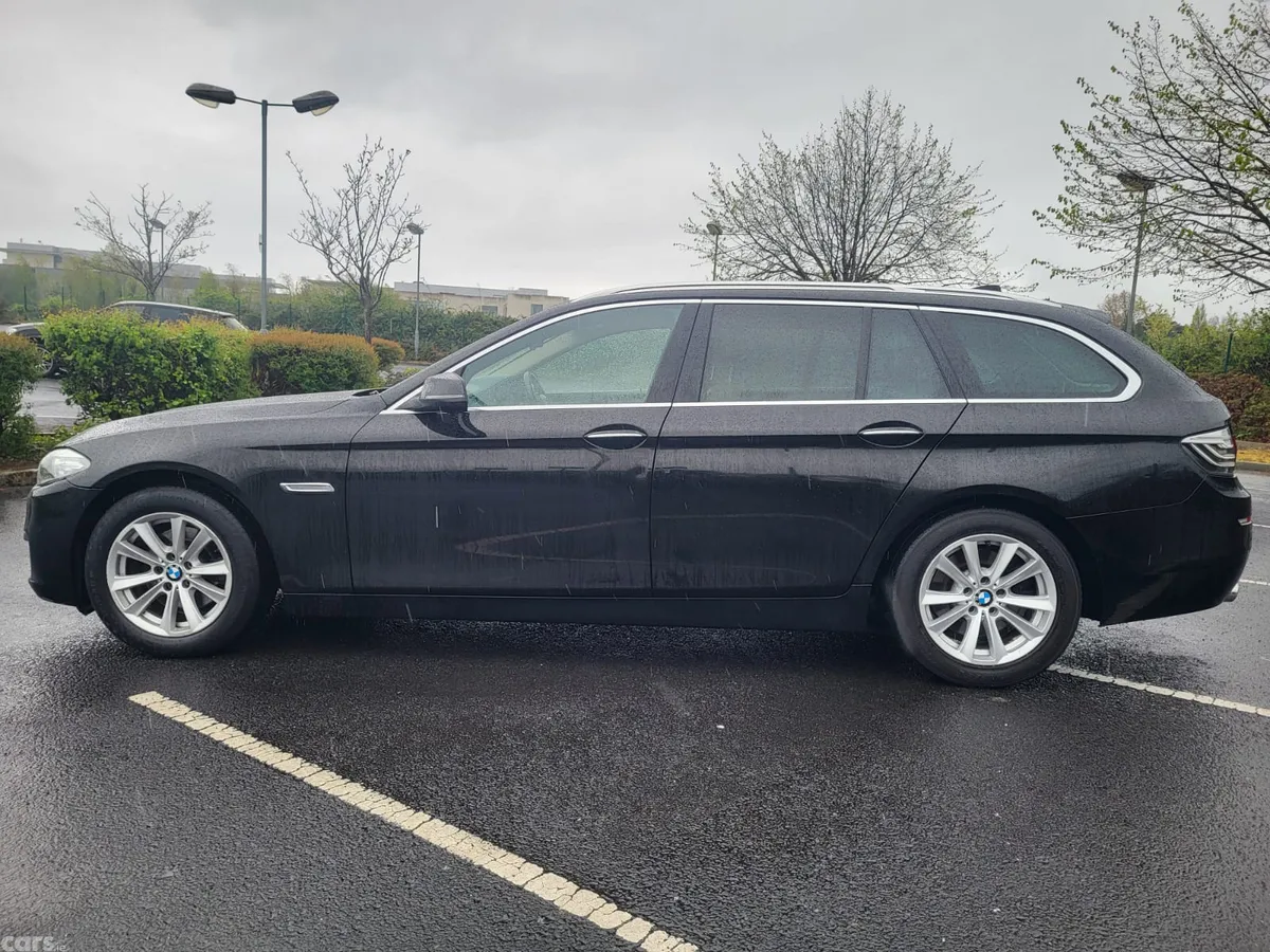 BMW 5-Series Estate/Jeep, Diesel, 2016, Black