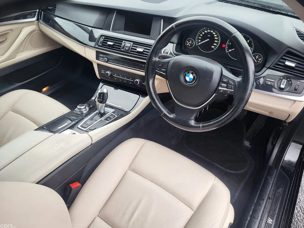 BMW 5-Series Estate/Jeep, Diesel, 2016, Black