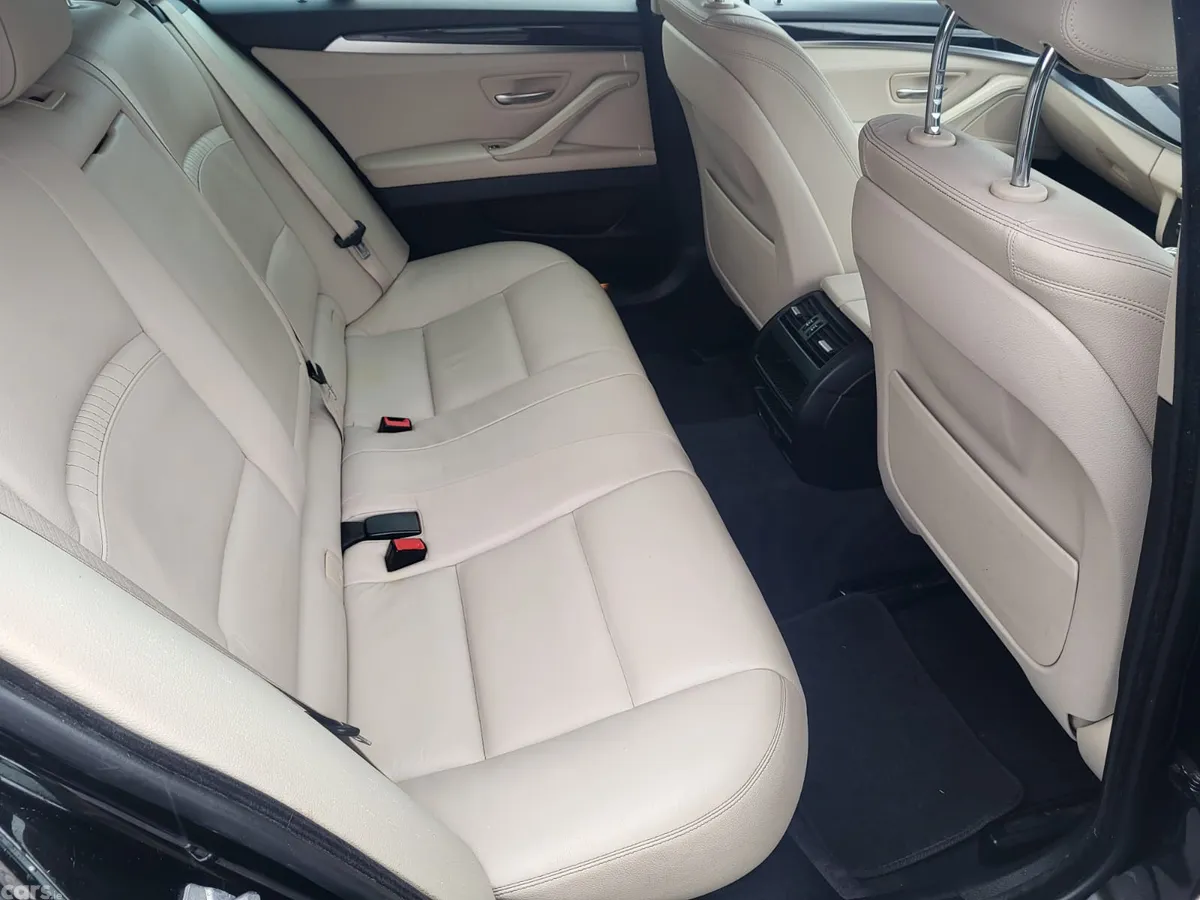 BMW 5-Series Estate/Jeep, Diesel, 2016, Black