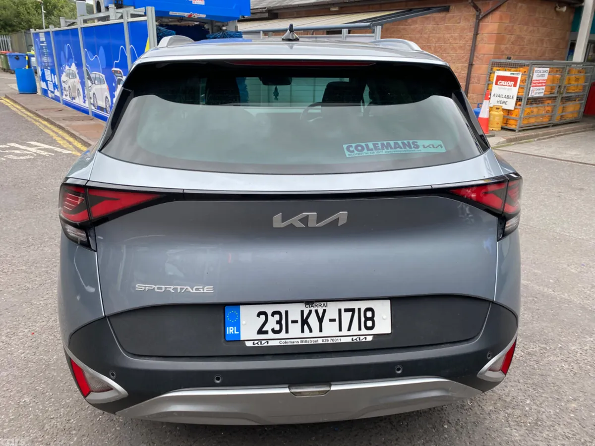 Kia Sportage SUV, Diesel Hybrid, 2023, Grey