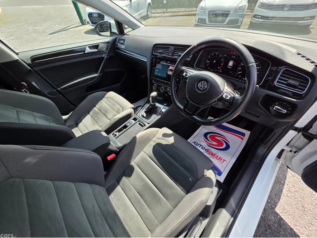 Volkswagen Golf Hatchback, Petrol, 2019, White