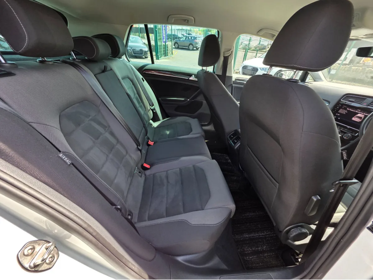 Volkswagen Golf Hatchback, Petrol, 2019, White