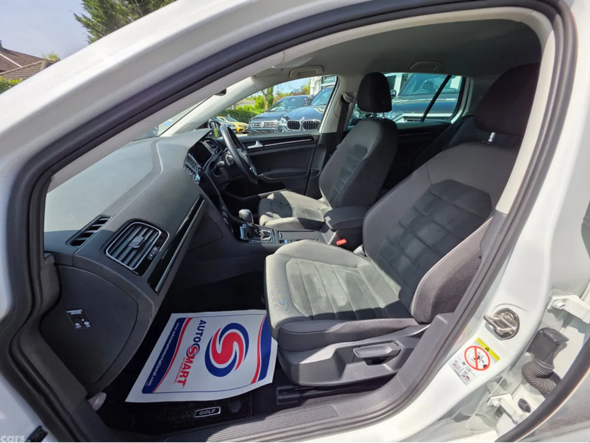 Volkswagen Golf Hatchback, Petrol, 2019, White