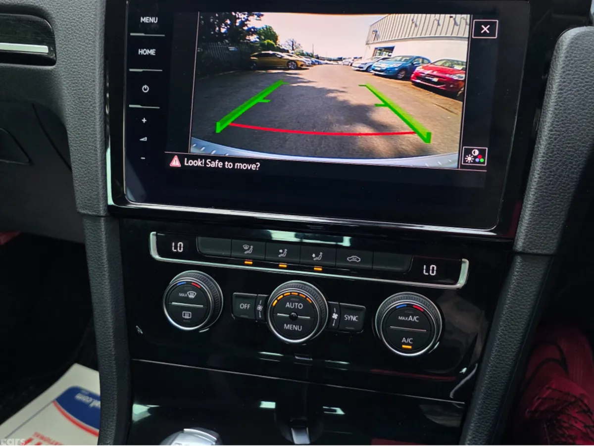 Volkswagen Golf Hatchback, Petrol, 2019, White