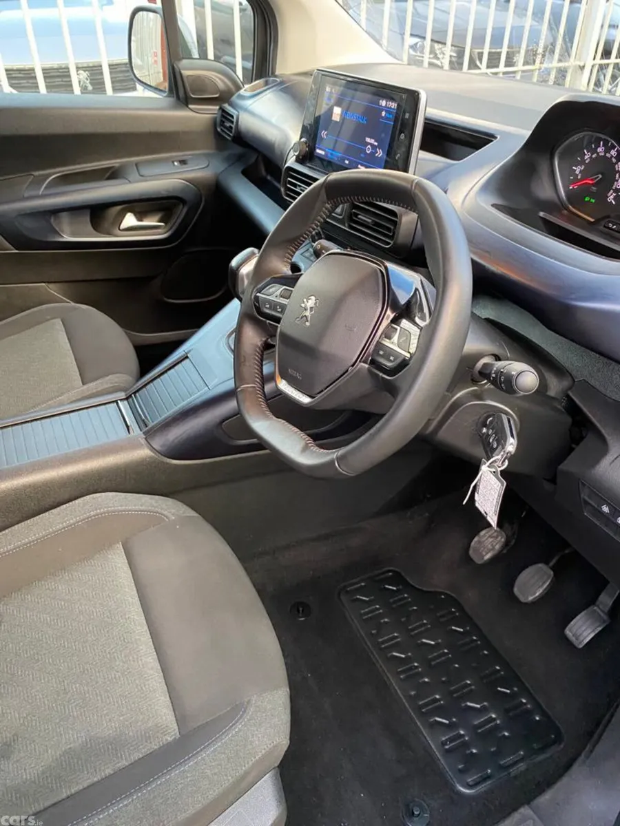 Peugeot Rifter MPV, Diesel, 2021, Orange