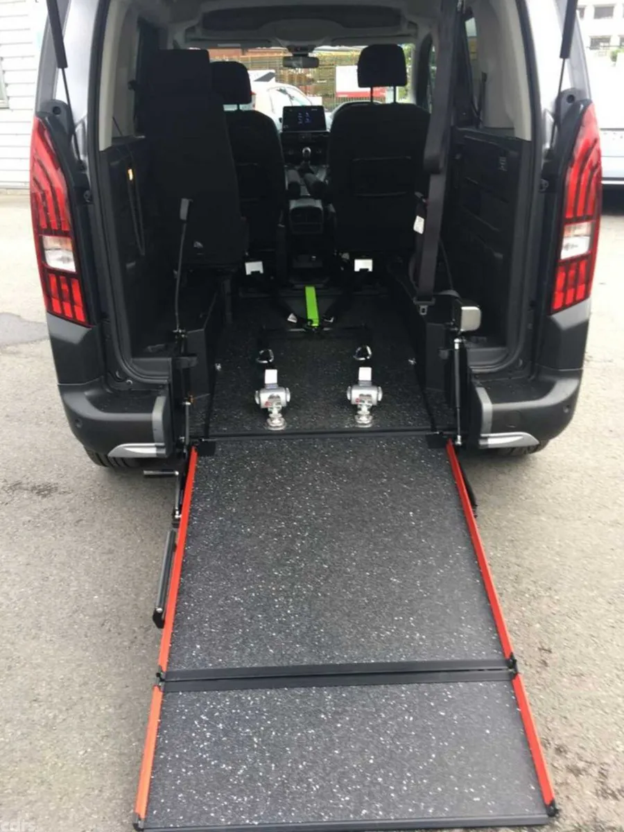 Peugeot Rifter MPV, Diesel, 2020, Grey