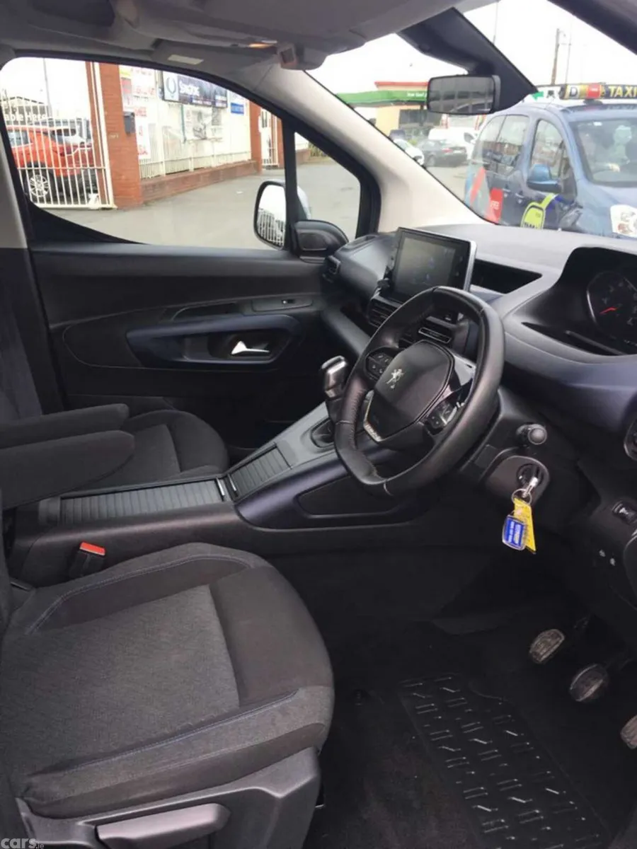 Peugeot Rifter MPV, Diesel, 2020, Grey