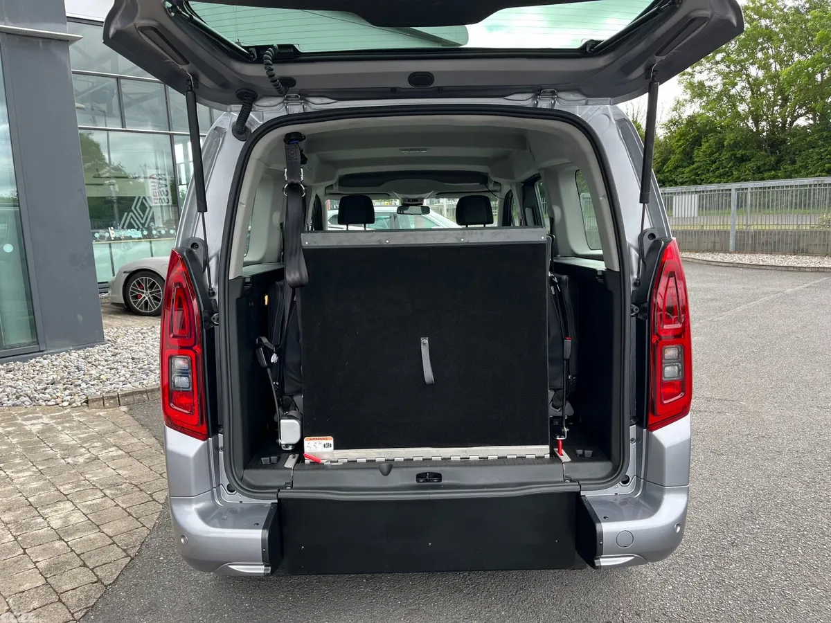 Opel Combo MPV, Diesel, 2026, Grey