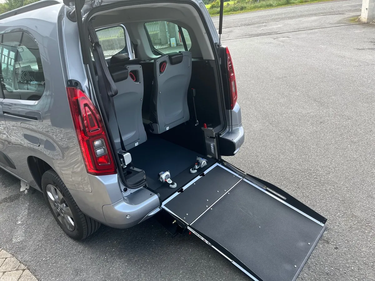 Opel Combo MPV, Diesel, 2026, Grey