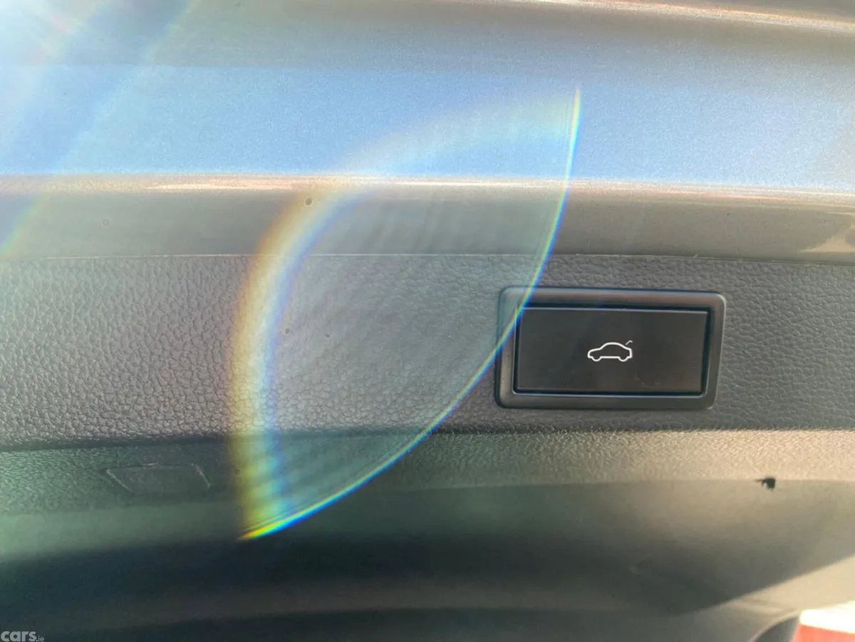 Skoda Karoq Estate, Diesel, 2019, Grey