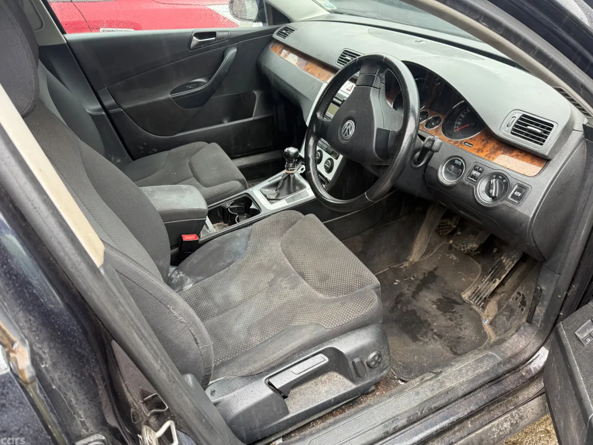 Volkswagen Passat Saloon, Diesel, 2008, Black