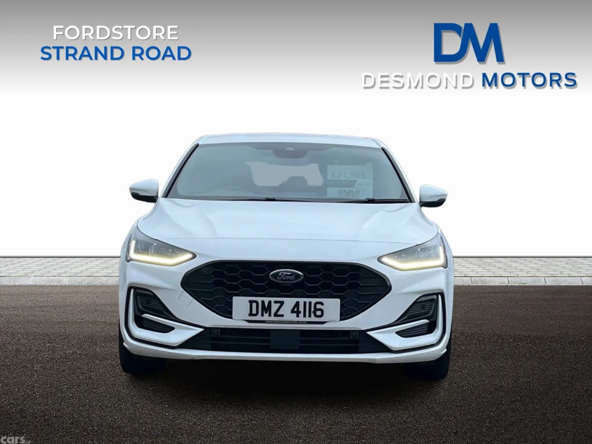 Ford Focus Hatchback, Petrol Hybrid, 2024, White