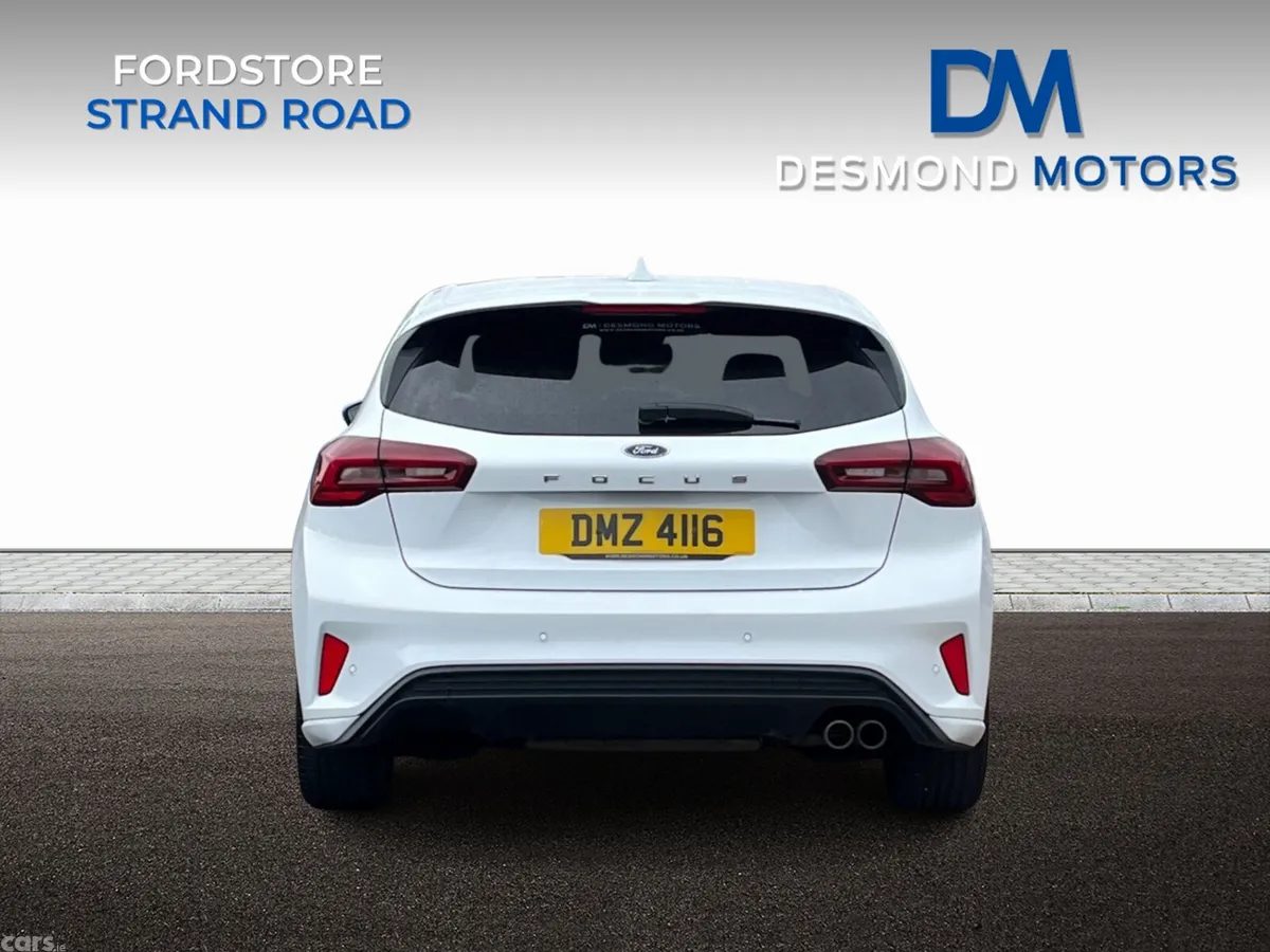 Ford Focus Hatchback, Petrol Hybrid, 2024, White