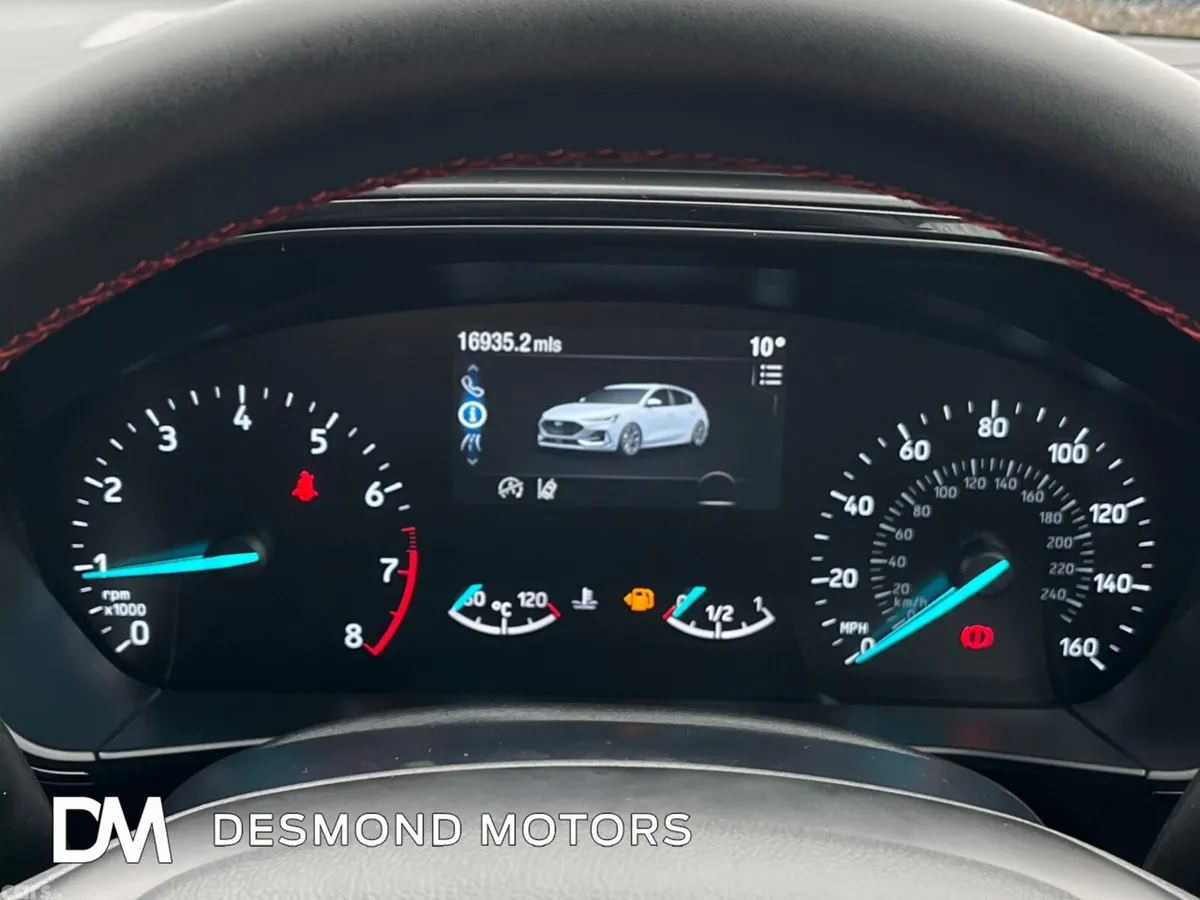 Ford Focus Hatchback, Petrol Hybrid, 2024, White