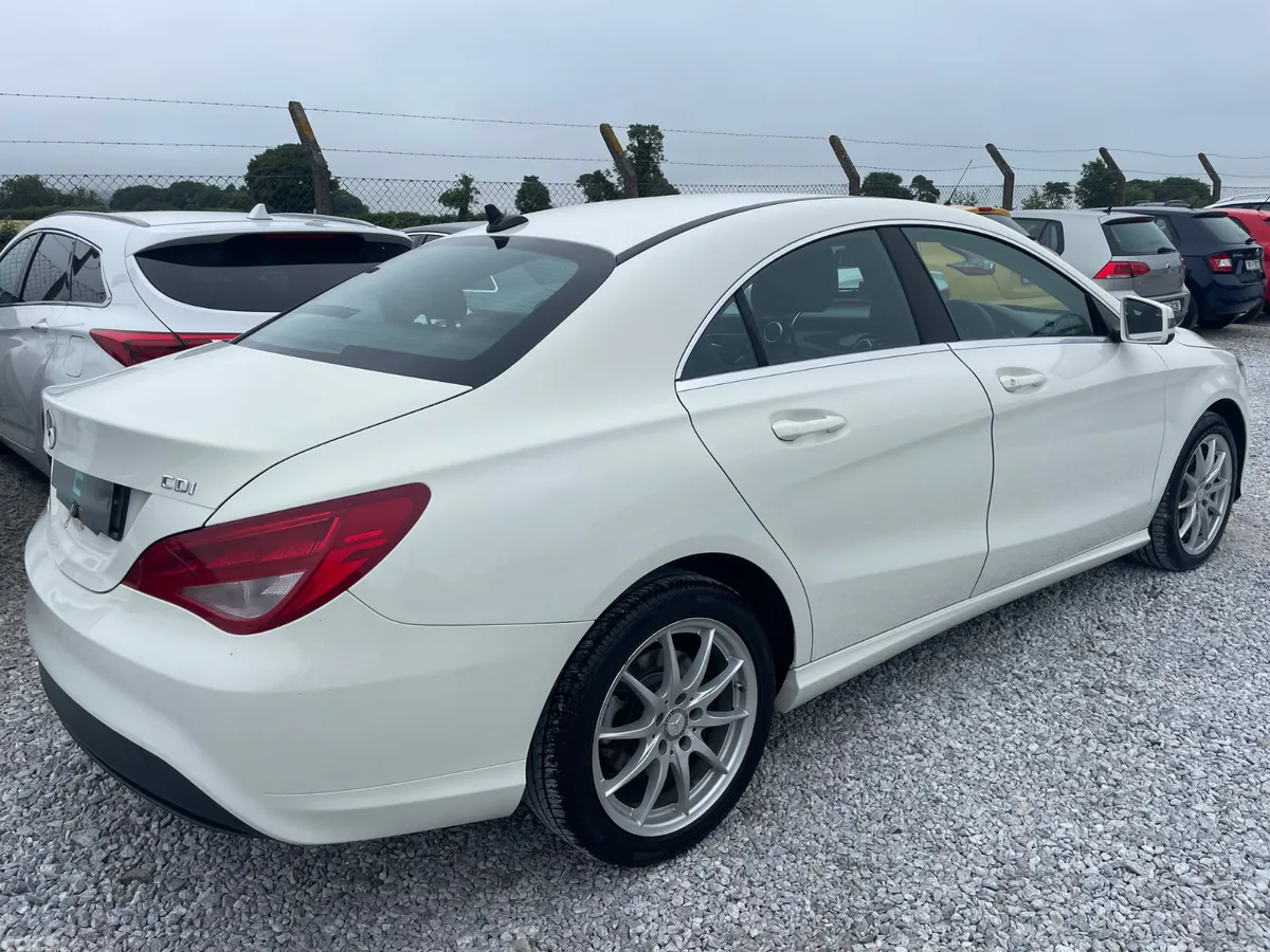 Mercedes-Benz CLA Saloon, Diesel, 2015, White