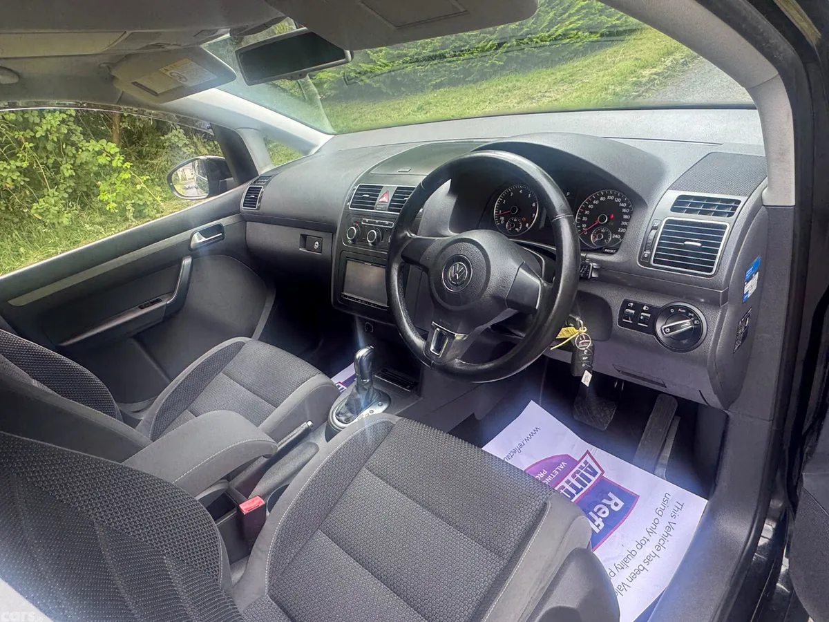 Volkswagen Touran MPV, Petrol, 2013, Black