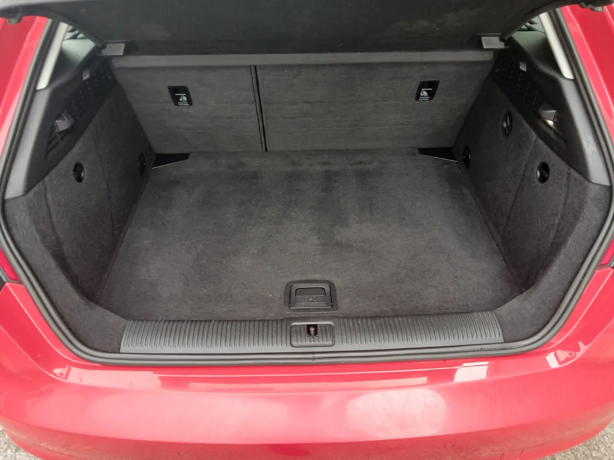 Audi A3 Hatchback, Diesel, 2016, Red