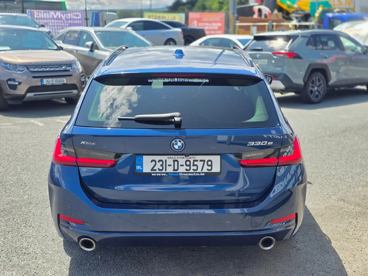 BMW 3-Series Estate/Jeep, Petrol Plug-in Hybrid, 2023, Blue
